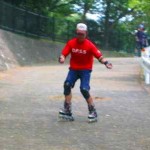 スキーも後傾？の美○選手