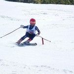 遠心力に負けて、膝が曲がってしまいました 遠心力に負けて、膝が曲がってしまいました