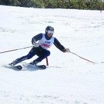 内スキーの足首の角度も理想的！