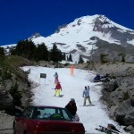 駐車場までバンバン滑って来れます