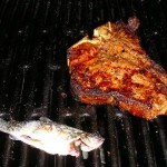 前の小川での釣果は「にじます」　釣り師は「ヒデさん」