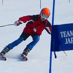 これが最初の頃のフォームです。まだヒップローテーションが残っています