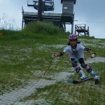 上体がつぶれてシェーレンしています