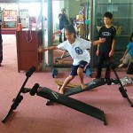 上から押すと…　つぶれるフォームですね