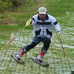 ターンのつなぎ部分でスタンスを狭くしよう