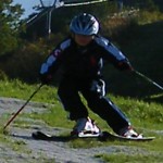 上体と腰が正面を向く理想的な滑りになってきました