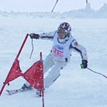 鷲のように獲物を狙うポジションはグッド。シェーレン型はバッド