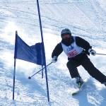 何故　開くの！？あたしのスキーは…