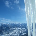 美しい谷川連峰を望む湯沢高原スキー場
