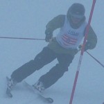 高い姿勢でポールにアタック◎