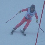 高い姿勢を維持して果敢にポールを狙っています◎