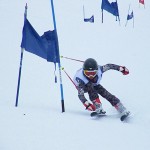 おっとアブネー！ゴールを切るようにバランスを崩しています