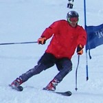 ポールに当たりに行かないように「くの字」を意識してイメージトレーニングしましょう