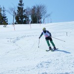 頭と上体をしっかりと投げ出している矢○崎選手△
