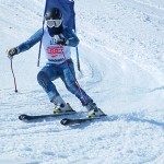 ターン後半でもニュートラルポジションで後傾ではありません。そこが重要！◎