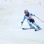 上体がつぶれてしまっているので体軸をしっかりととりましょう