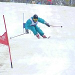 上体をつぶしてコブの吸収は理想的◎