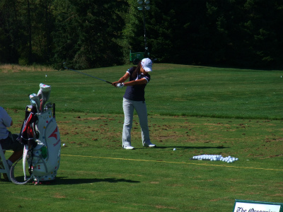 小さい身体で平均距離253ヤードは膝の絞りが凄いからですね! 小さい身体で平均距離253ヤードは膝の絞りが凄いからですね!