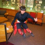 上からの重力と遠心力に耐えられるフォームですか？