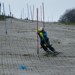 膝が入った事でスキーが縦に走ってきました◎ 膝が入った事でスキーが縦に走ってきました◎