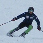 内膝が開きすぎてしまうのでAフォームが出来ません