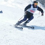 アグレッシブなターンです。左膝を絞ると尚良いです