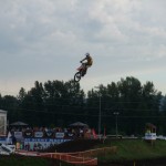 空中高く「プロのモトクロス」 空中高く「プロのモトクロス」