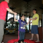 膝の絞りを意識しています