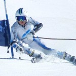 速い！次の旗門が直ぐくる！