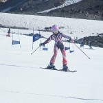 上体の先行動作（ｱﾝﾃｨｼﾍﾟｰｼｮﾝ）もグッド。急斜面で投げ出すのには勇気がいります◎