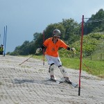 高い位置から踏む練習をしています