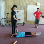 腹筋も遊びながら積極的に…