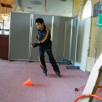 最初はヒップと上体がローテーションしています×