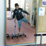 膝か゜左右に動かない～難しい！