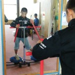 膝の絞りが弱いので強化しています