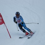 肩のレベル◎右腰のハムストリングをもっと緊張させましょう