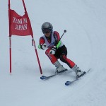 膝を絞り、曲がらないようにできるとモアベター