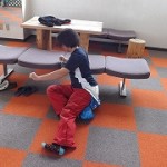 出っ尻がバレバレですね！