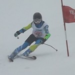 すばらしい素質を感じます◎が右腰と肩を引かないようにしましょう