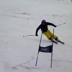 鋭いエッヂングが始まる「くの字姿勢」