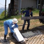 か弱いＲｙｏちゃんまで、重い荷物を持ってくれました