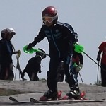 一生懸命「首」を出していますね！埼玉県スキー連盟ならば､褒められる？？？