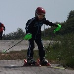 お尻がピョコンと出っ尻！