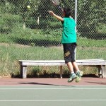 高いボールにも反応して巧緻性トレーニング