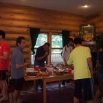 最初は緊張してジュニアは話せませんでした