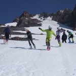 今回で一番固い急斜面で、Ｂ　Ｔｅａｍ　は片足練習　ズデン！