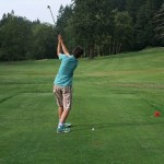 午後は楽しくゴルフ！空振りでは無く、素振り？