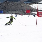 苦手な左ターンは脚をそろえて普通の滑り？