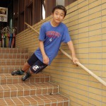 スキーを履いているイメージを持つともっと良くなります