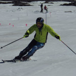 Good Form!　ここから外スキーを上に押して上下差を作るかな？